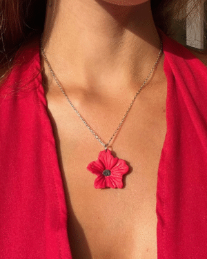 Collar flor roja