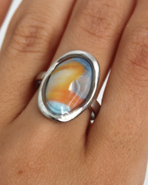 Anillo ovalado amarillo y azul